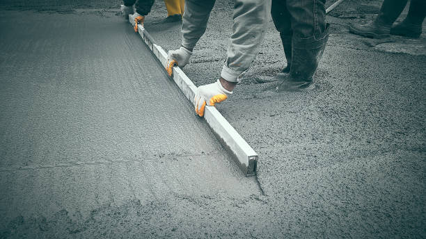 Best Driveways & Floors  in Sauk City, WI